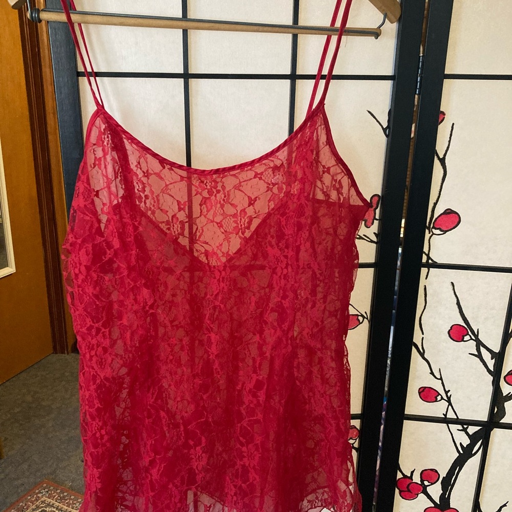 Elegant Red Lace Chemise